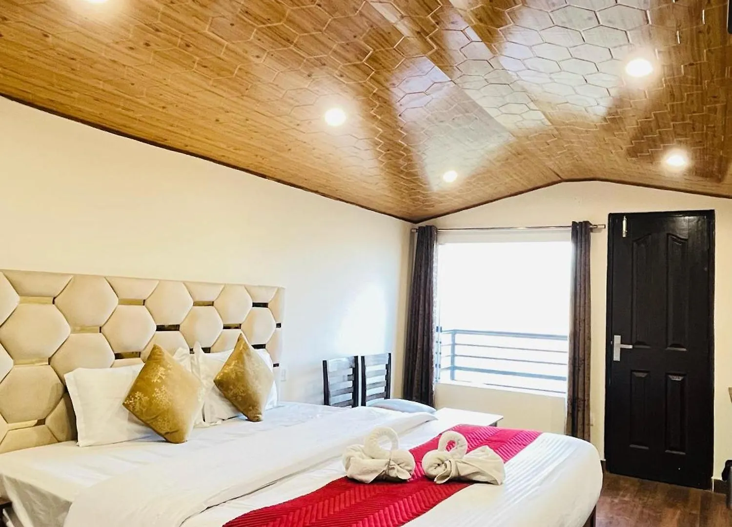 Ambrosia Grand Bed & Breakfast Shimla